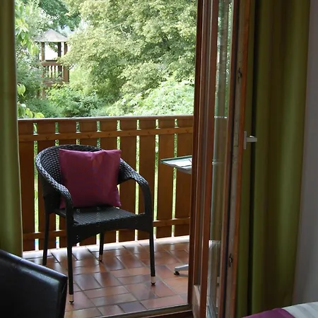 Guest house Linden & Wildkraeuterhotel 3*
