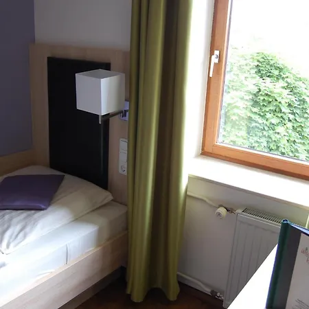 Vendégház Linden & Wildkraeuterhotel
