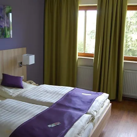 Linden & Wildkraeuterhotel Vendégház